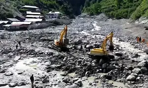 Uttarakhand : धराली में ऐतिहासिक मंदिर नष्ट, गंगासागर में भी खतरा
