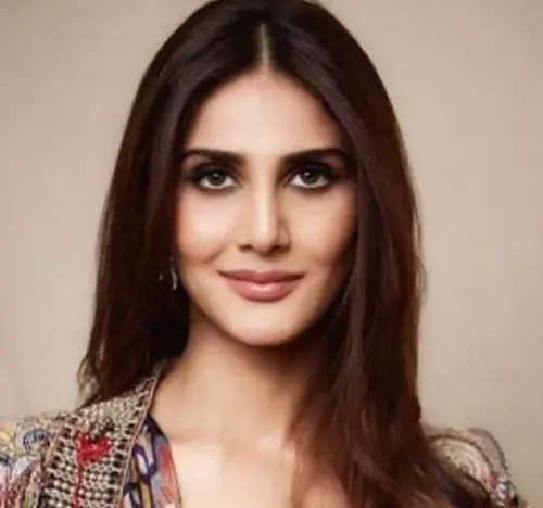Bollywood : लोकल कहानियां ही बनती हैं ग्लोबल : वाणी कपूर