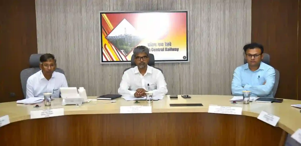 SCR:  जीएम का रेलवे यार्डों में सुरक्षा प्रोटोकॉल का कड़ाई से पालन करने पर ज़ोर