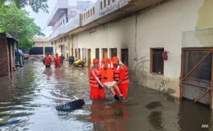 Punjab Flood: पंजाब में 43 मौतें, सेना सहायता में जुटी