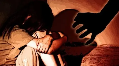 Bihar : दो पत्नियों वाला एक व्यक्ति पहली पत्नी की बेटी के साथ घिनौनी हरकत