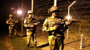 Latest Hindi News : पाकिस्तान ने तोड़ा सीजफायर, 40 मिनट चली गोलाबारी