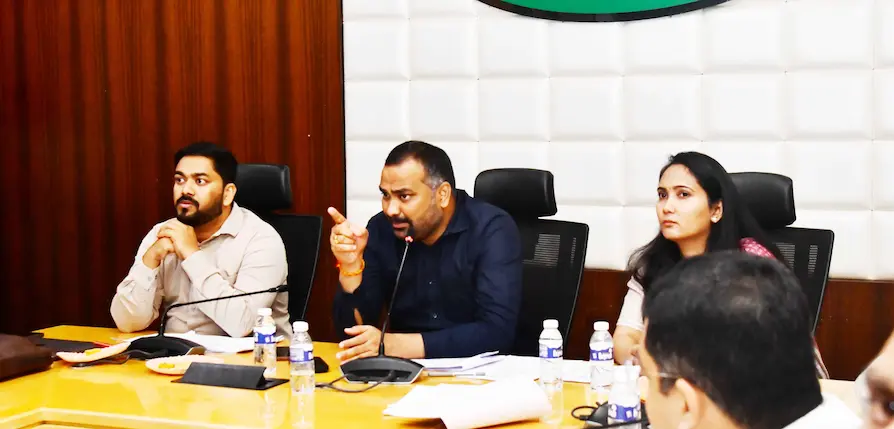 Voter list : राजनीतिक दल अंतिम मतदाता सूची तैयार करने में सहयोग करें : आर. वी. कर्णन