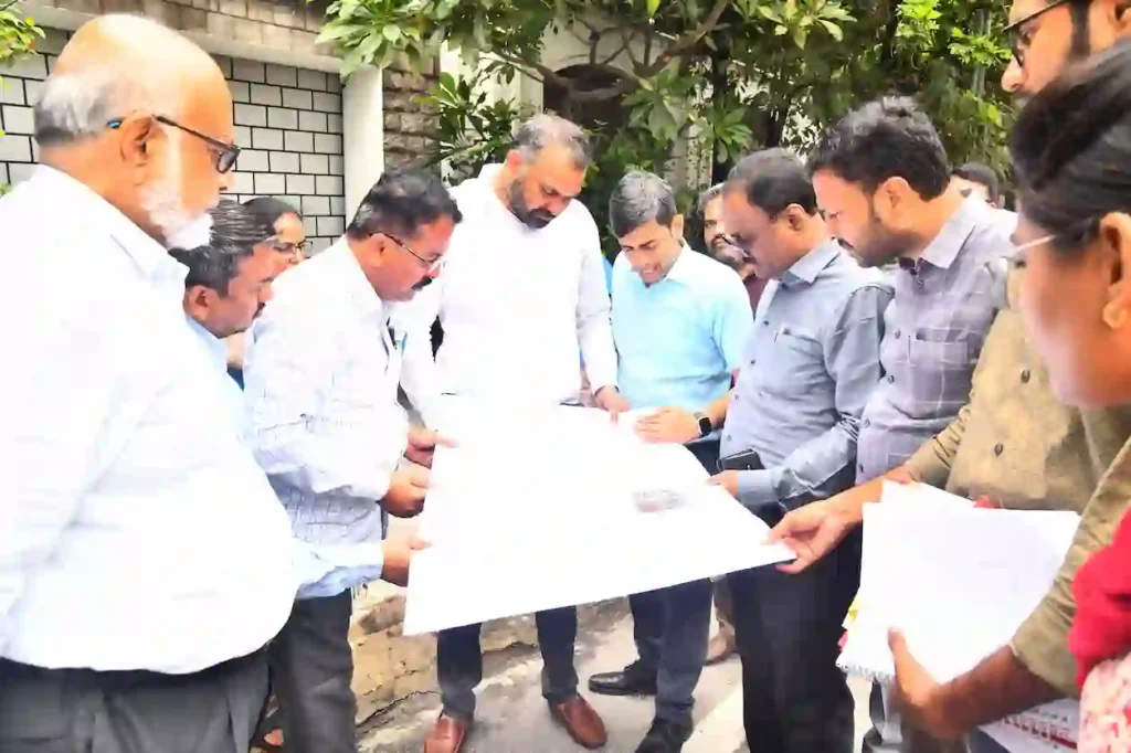 News Hindi : केबीआर पार्क परियोजना का काम जल्दी शुरू करने के निर्देश