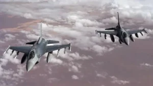 F-16 Jet: अमेरिका-वेनेजुएला तनाव और F-16 जेट की भूमिका