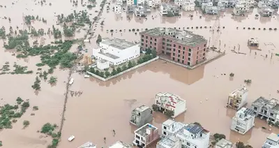 Weather : पाकिस्तान में भी बाढ़, 56 लोगों की मौत, चार करोड़ लोग प्रभावित
