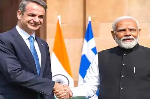Latest Hindi News : ग्रीस के पीएम मित्सोताकिस और मोदी के बीच बातचीत, एफटीए पर बनी सहमति