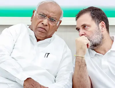Latest Hindi News : पटना में आज महागठबंधन की बैठक, राहुल कर सकते हैं सीट बंटवारे का ऐलान