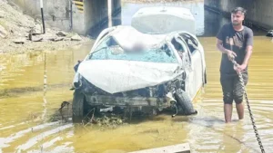 Rajasthan : जयपुर में बड़ा सड़क हादसा, रिंग रोड से नीचे गिरी बेकाबू कार