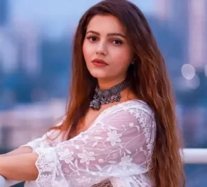 Bollywood : रियलिटी शो पति पत्नी और पंगा को लेकर चर्चा में रुबीना दिलैक