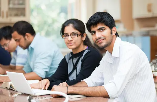 SSC CGL 2025 : पहली बार लैपटॉप पर परीक्षा, 28 लाख उम्मीदवार शामिल