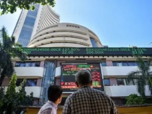 Latest News Sensex : सेंसेक्स 595 अंक चढ़कर 82,381 पर बंद