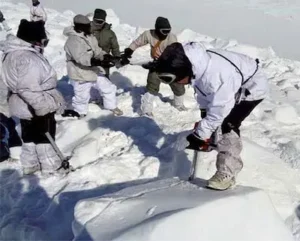J&amp;K : सियाचिन हिमस्खलन में दो अग्निवीर समेत तीन जवान शहीद