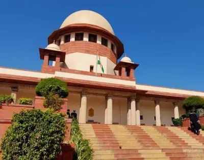 Latest Hindi News : सुप्रीम कोर्ट का वक्फ कानून पर अंतरिम फैसला