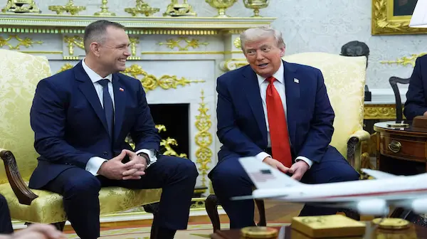 US-Poland: पोलैंड में बढ़ेगी अमेरिकी सैन्य मौजूदगी