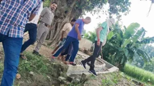 Latest News : पिता को ट्यूबवेल के कमरे में चोर होने का शक हुआ, पुलिस बुलाई