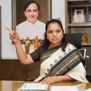 MLC: अपने ही पार्टी के नेताओं और रिश्तेदारों पर जमकर बरसी एमएलसी कविता