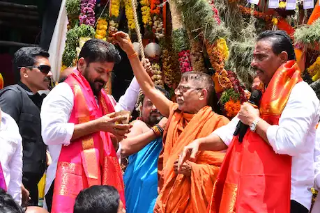 CM : गणेश पंडालों को मुफ्त बिजली आपूर्ति करने वाला देश में इकलौता राज्य तेलंगाना : रेवंत रेड‍्डी