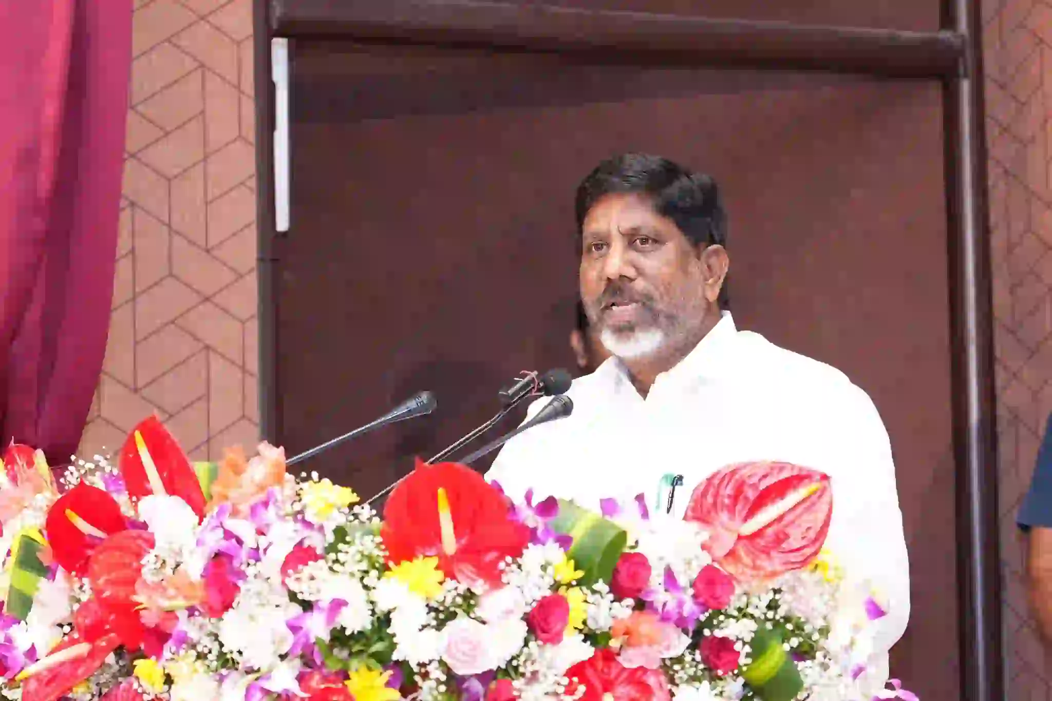 डिप्टी सीएम का दावा : जीएसटी दरों में संशोधन से 5000 करोड़ रुपये का नुकसान