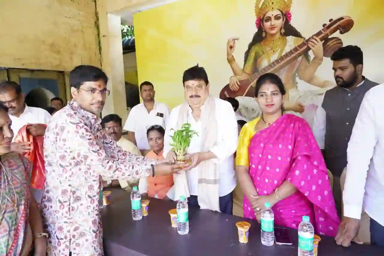 वैदिक शिक्षा से देशभक्ति और सांस्कृतिक मूल्यों का संचार : रामचंदर राव