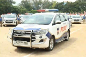 News Hindi : सिटी पुलिस के वाहनों पर अब वाले नए स्टिकर मिलेंगे