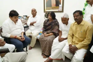 News Hindi : पूर्व डीएसपी नलिनी से मिले प्रदेश भाजपा अध्यक्ष, सरकार से की यह मांग