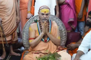 News Hindi : गाय में विराजमान पवित्रता ही हमारे जीवन की पूंजी : शंकराचार्य