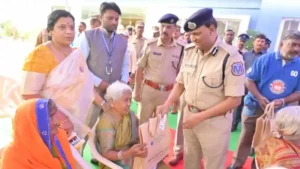 News Hindi : राचकोंडा पुलिस की वरिष्ठ नागरिकों के लिए &#8216;गोल्डन केयर&#8217; पहल, मिलेगी मदद
