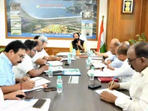 News Hindi : सिंचाई टैंकों के रखरखाव के लिए जल उपयोगकर्ता संघों पर विचार : सिंचाई मंत्री