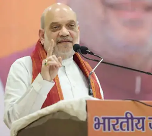 Latest Hindi News : अररिया से अमित शाह का वादा, बिहार में इस बार चार गुना दिवाली