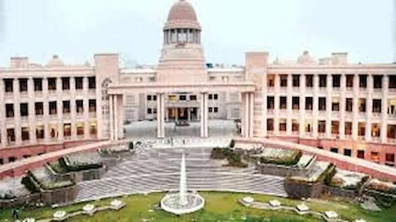 UP News: ₹73,000 कमाने वाली पत्नी की गुजारा भत्ता मांग खारिज