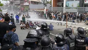 NEPAL : बेकाबू हालात, सेना ने संभाली कमान, एयर इंडिया की उड़ानें रद्द