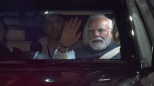 PM Modi: कोलकाता में ‘संयुक्त कमांडरों के सम्मेलन 2025’ का किया उद्घाटन