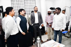 चुनाव पर्यवेक्षकों ने दिया निर्देश, उल्लंघनों पर त्वरित कार्रवाई हो