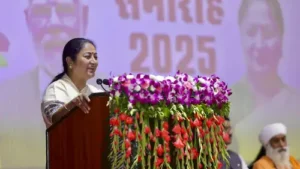 Latest News : ग्रीन पटाखों पर दिल्ली सरकार का दांव!