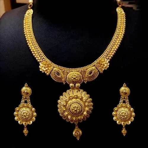 Breaking News: Gold: सोना पहली बार ₹1.30 लाख के पार