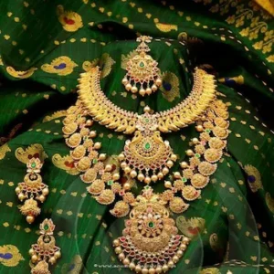 Breaking News: Gold: सोना ₹1.19 लाख के पार