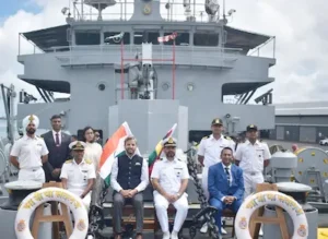 Latest Hindi News : मॉरीशस पहुँचा सतलुज युद्धपोत, हाइड्रोग्राफिक मिशन शुरू