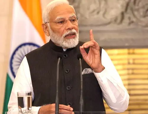 Latest Hindi News : मोदी ने बिहार के लिए 62 हजार करोड़ की युवा योजनाओं की शुरुआत की