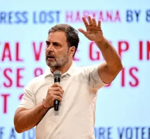 Latest Hindi News : मतदाता सूची पर राजनीति गर्माई, बीजेपी ने कांग्रेस और राहुल पर बोला हमला