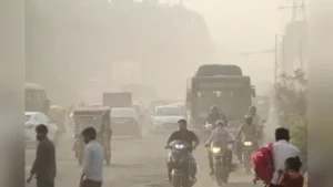 दिवाली से पहले दिल्ली की हवा हुई ज़हरीली