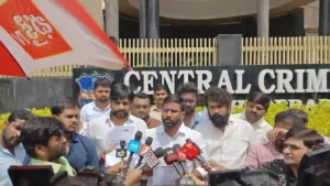 अभिनेता ने की गांधी के खिलाफ टिप्पणी, मचा बवाल