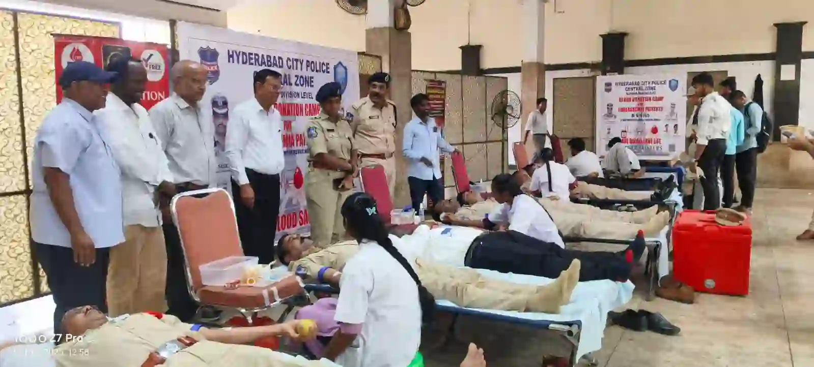 Police: पुलिस फ्लैग डे के मौके पर थैलेसीमिया के मरीज़ों के लिए ब्लड डोनेशन कैंप