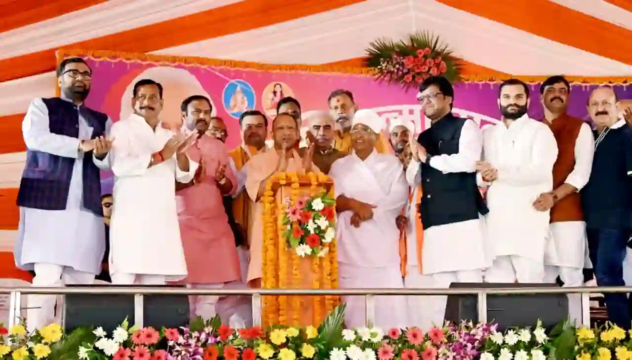 डबल इंजन की सरकार में धार्मिक स्थलों का पुनरुद्धार और सौंदर्यीकरण – योगी