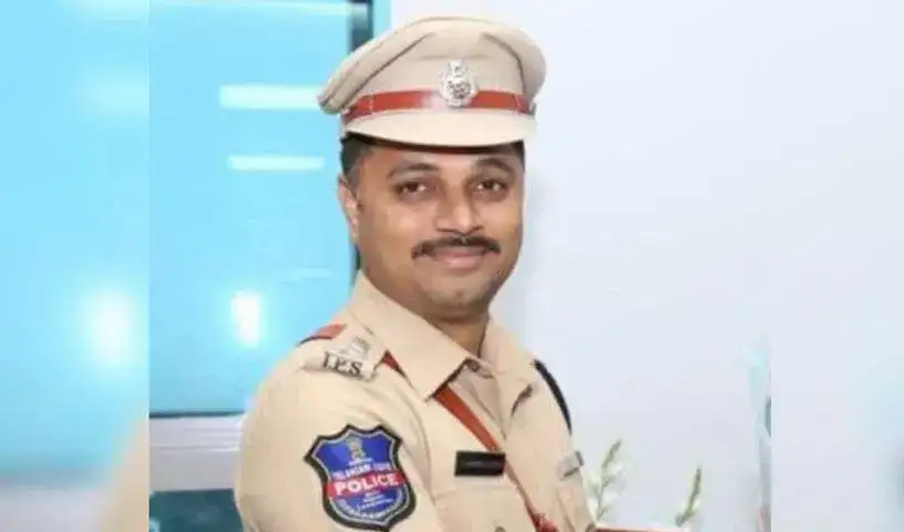 News Hindi : दिनदहाड़े डीसीपी पर हमला करने वाले बदमाश को पुलिस की गोली लगी