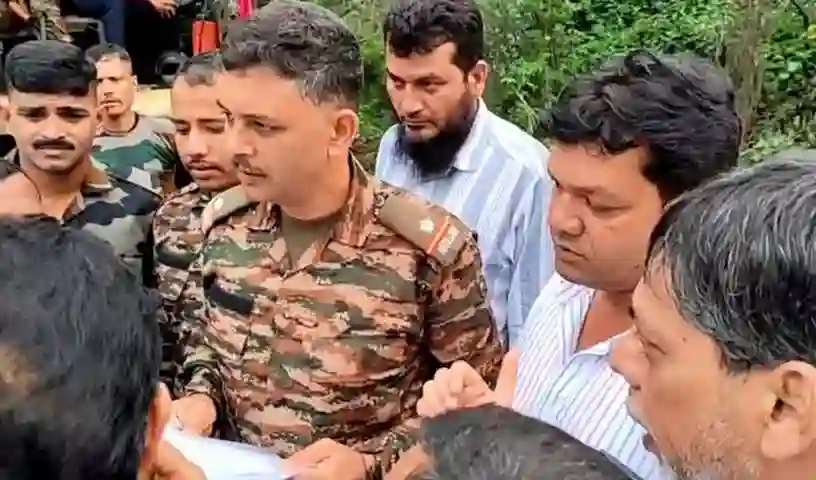 News Hindi: कांग्रेस सरकार को झटका, सेना ने मुस्लिम कब्रिस्तान योजना पर लगाय स्टाप