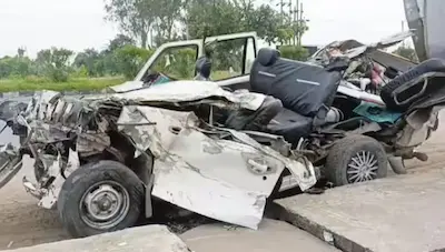 Latest Hindi News :  Bihar : कैमूर में स्कॉर्पियो-कंटेनर टक्कर, 3 मृत और 7 गंभीर रूप से घायल