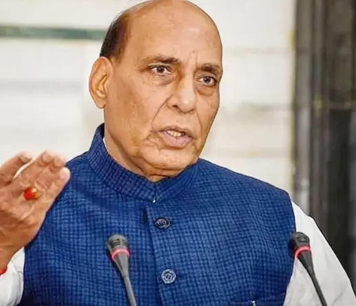 Latest Hindi News : रक्षा मंत्री राजनाथ सिंह का संदेश: “सशक्त पुलिस, सशक्त राष्ट्र”