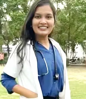 Latest Hindi News : महिला डॉक्टर आत्महत्या      : आरोपी सब-इंस्पेक्टर व इंजीनियर गिरफ्तार