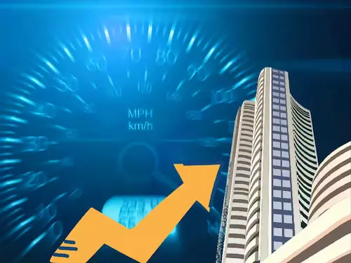 Latest News : सेंसेक्स 300 अंक उछला, निफ्टी में 80 अंकों की बढ़त